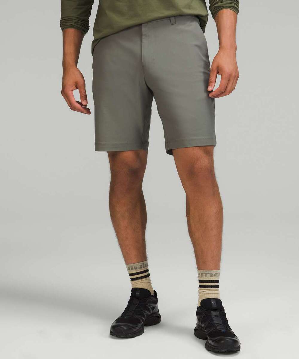 Lululemon Commission Classic-Fit Short 9" Warpstreme Grey Sage size 30